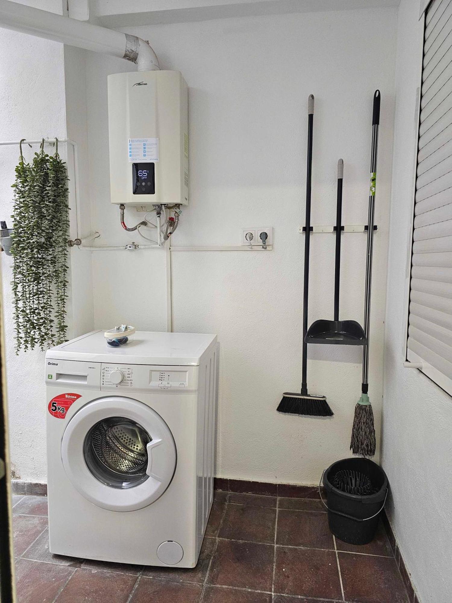 Suncastle Apartamentos Alicante -With Sunny Rooftop Terrace And Barbecue المظهر الخارجي الصورة