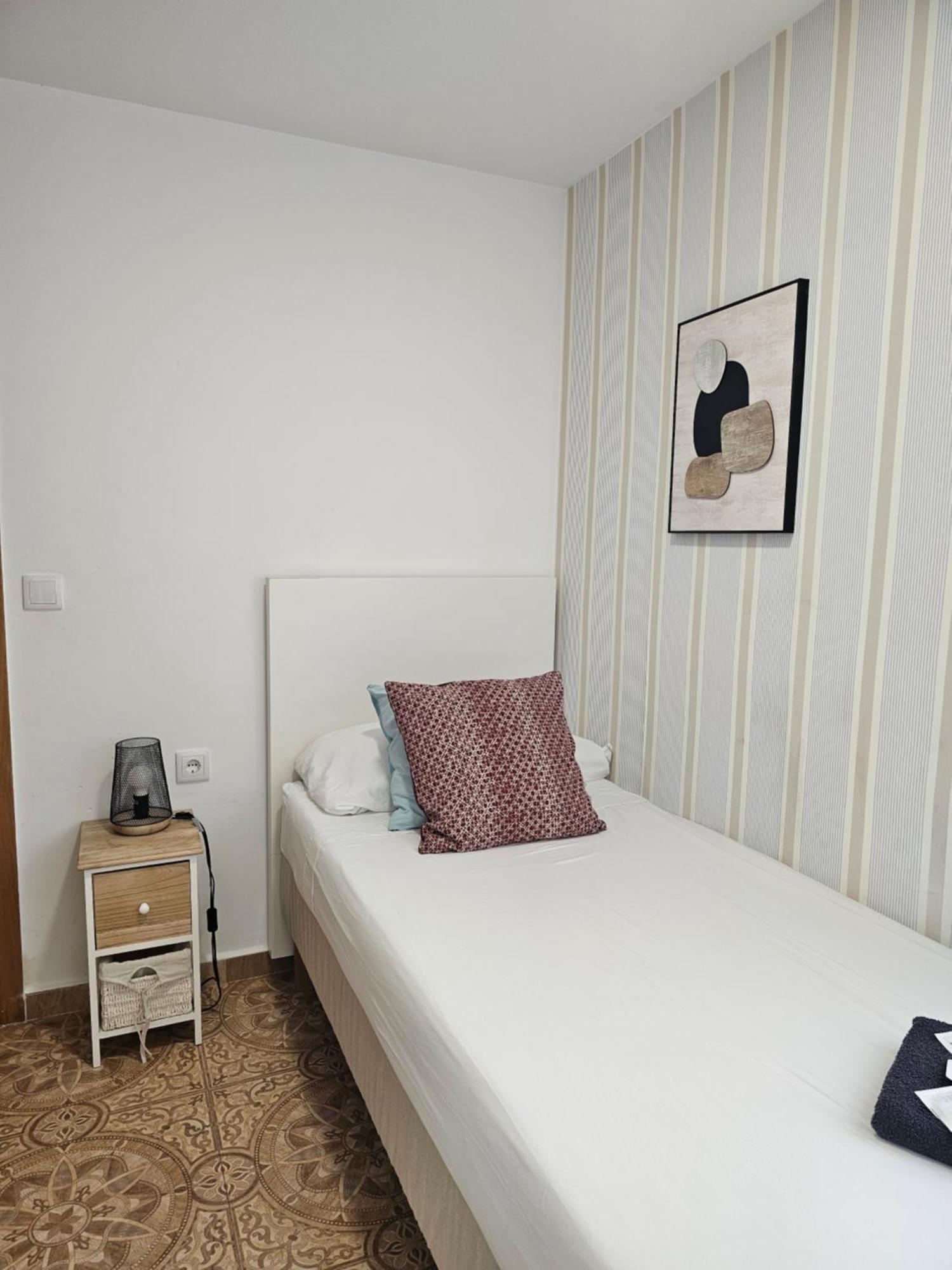 Suncastle Apartamentos Alicante -With Sunny Rooftop Terrace And Barbecue المظهر الخارجي الصورة